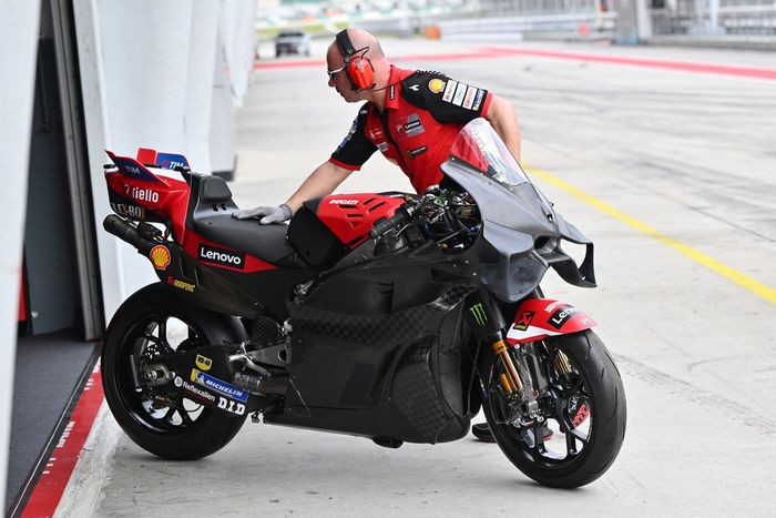 Ducati Team bike with new fairing