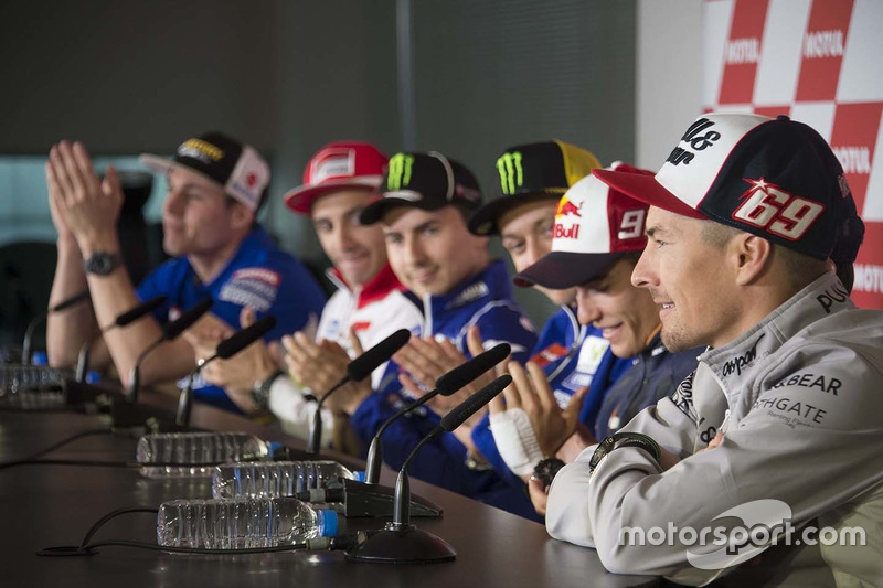 Nicky Hayden announces his retirement during the press conference