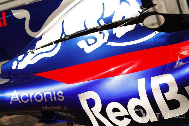 Scuderia Toro Rosso body work