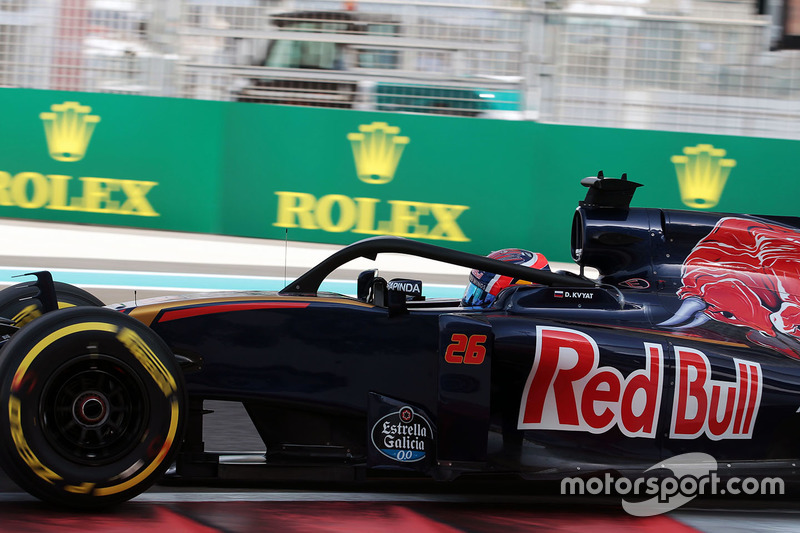 Daniil Kvyat, Scuderia Toro Rosso STR11 con el Halo en el coche