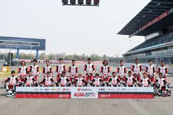 Foto grup pembalap Asia Talent Cup 2017