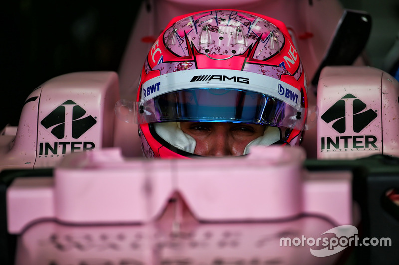Casco de Esteban Ocon, Sahara Force India F1