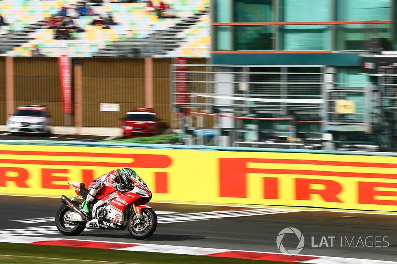 Eugene Laverty, Milwaukee Aprilia