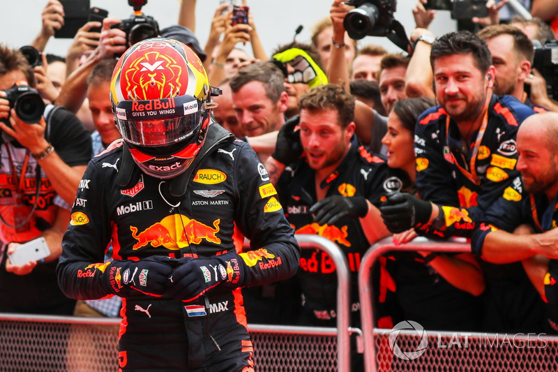 Победитель Макс Ферстаппен, Red Bull Racing