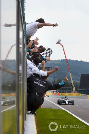 Lewis Hamilton, Mercedes AMG F1 W08, race winner, crosses the line for victory