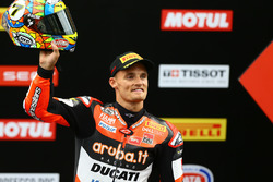 Il vincitore della gara Chaz Davies, Ducati Team