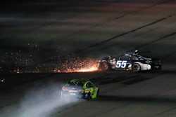 Crash: Reed Sorenson, Premium Motorsports, Toyota