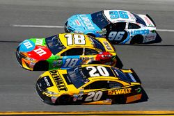 Matt Kenseth, Joe Gibbs Racing Toyota, Kyle Busch, Joe Gibbs Racing Toyota and D.J. Kennington, Gaunt Brothers Racing Toyota