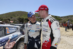 Ott Tänak, M-Sport, Ford Fiesta WRC, et Jari-Matti Latvala, Toyota Yaris WRC, Toyota Racing