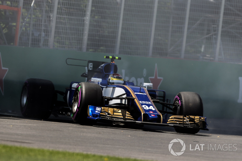 Pascal Wehrlein foi um dos que rodou, mas sem sofrer nada.