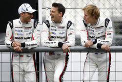 Timo Bernhard, Earl Bamber, Brendon Hartley, Porsche Team