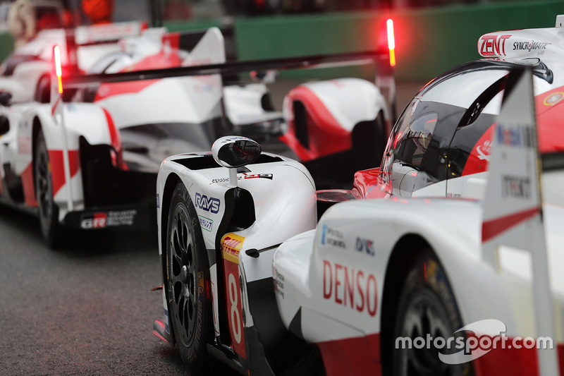 #8 Toyota Gazoo Racing Toyota TS050 Hybrid: Anthony Davidson, Nicolas Lapierre, Kazuki Nakajima, #7 Toyota Gazoo Racing Toyota TS050 Hybrid: Mike Conway, Kamui Kobayashi, Yuji Kunimoto