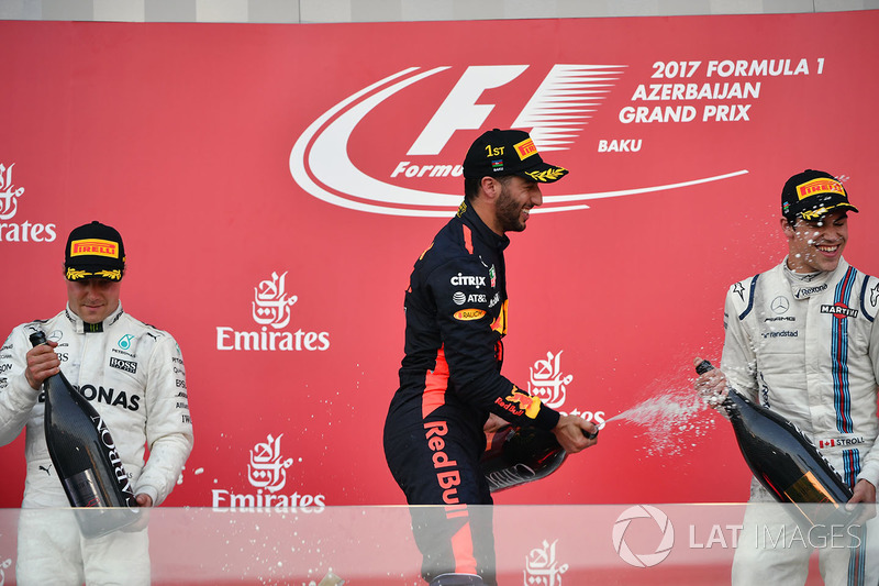 Podio 2017: Valtteri Bottas, Mercedes AMG F1,Daniel Ricciardo, Red Bull, Lance Stroll, Williams