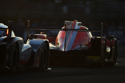 #25 CEFC Manor Oreca 07 Gibson: Roberto Gonzalez, Simon Trummer, Vitaly Petrov