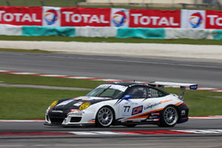 #77 Team NZ Porsche 997 GT3 Cup: Graeme Dowsett, John Curran