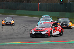 Hugo Valente, Lukoil Craft-Bamboo Racing, SEAT León TCR