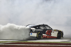 Race winner Alex Bowman, Chip Ganassi Racing Chevrolet