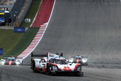 #1 Porsche Team Porsche 919 Hybrid: Neel Jani, Andre Lotterer, Nick Tandy