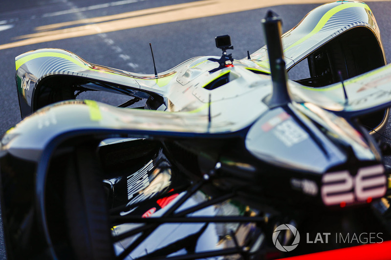 Roborace en boxes