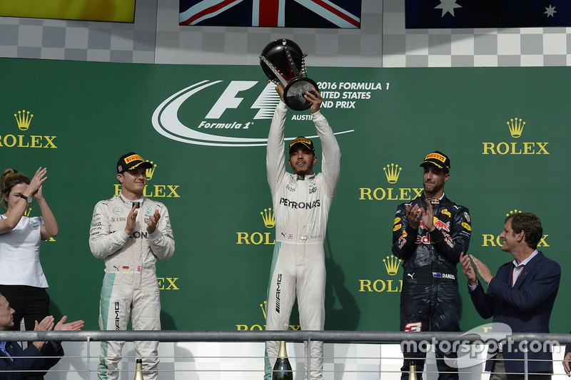 Podium: ganador, Lewis Hamilton, Mercedes AMG F1, segundo, Nico Rosberg, Mercedes AMG F1, tercero, D