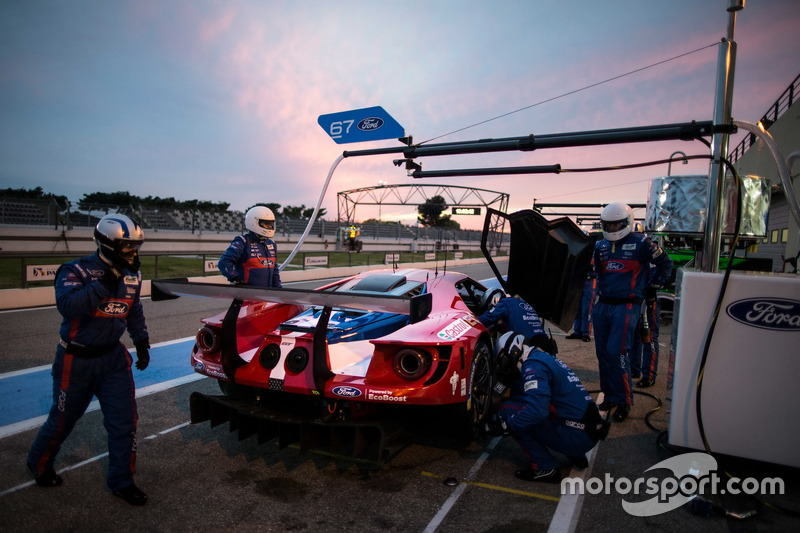 #67 Ford Chip Ganassi Racing Team UK Ford GT: Marino Franchitti, Andy Priaulx, Harry Tincknell