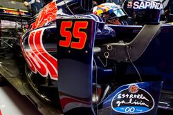 Carlos Sainz Jr., Scuderia Toro Rosso STR11