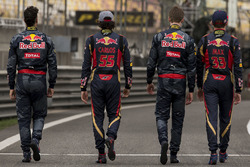 Daniel Ricciardo, Red Bull Racing, Daniil Kvyat, Red Bull Racing, Max Verstappen, Scuderia Toro Rosso en Carlos Sainz Jr., Scuderia Toro Rosso