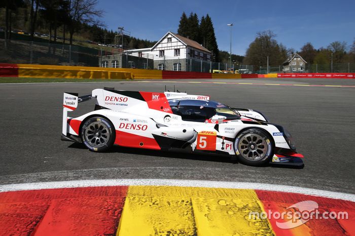 #5 Toyota Racing Toyota TS050 Hybrid: Anthony Davidson, Sébastien Buemi, Kazuki Nakajima