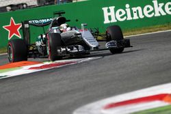 Lewis Hamilton, Mercedes AMG F1 W07 Hybrid