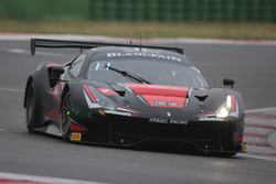 #11 Kessel Racing Ferrari 488 GT3: Michal Broniszewski, Giacomo Piccini