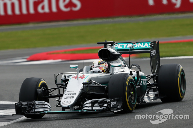 1. Lewis Hamilton, Mercedes AMG F1 W07 Hybrid