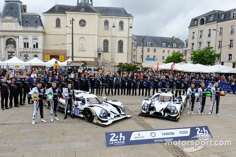 #31 Extreme Speed Motorsports Ligier JS P2 Nissan: Ryan Dalziel, Chris Cumming, Pipo Derani, #30 Ext