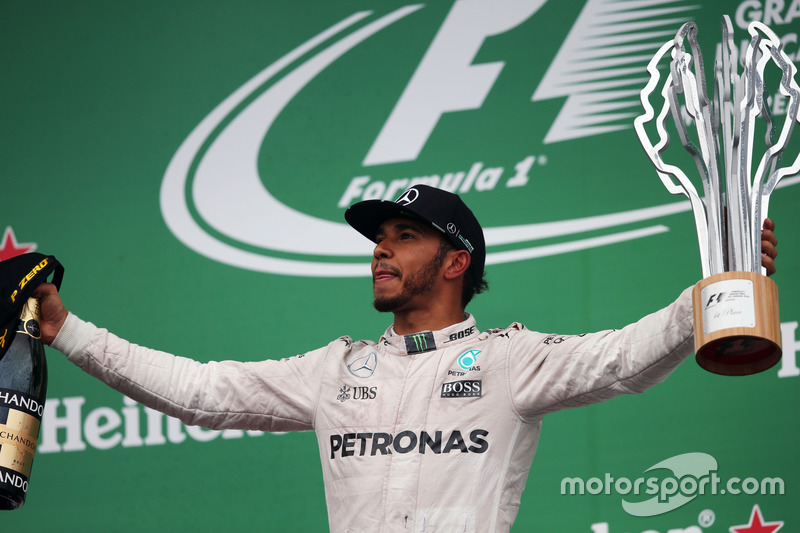 Ganador, Lewis Hamilton, Mercedes AMG F1 celebra