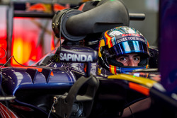 Carlos Sainz Jr., Scuderia Toro Rosso