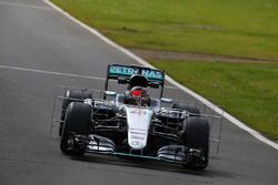 Esteban Ocon, Mercedes AMG F1 W07 Hybrid Test Driver