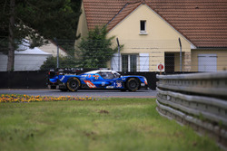 #36 Signatech Alpine A460: Gustavo Menezes, Nicolas Lapierre, Stéphane Richelmi