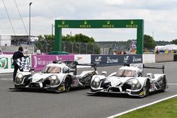 Checkered flag for #30 Extreme Speed Motorsports Ligier JS P2 Nissan: Scott Sharp, Ed Brown, Johanne