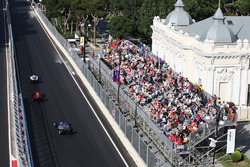 Lewis Hamilton, Mercedes AMG F1 W07 Hybrid