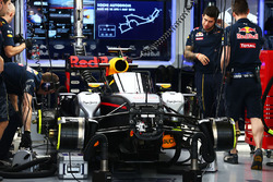 The Red Bull Racing RB12 of Daniel Ricciardo with the Aero Screen