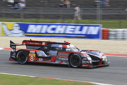#8 Audi Sport Team Joest Audi R18 e-tron quattro: Lucas di Grassi, Loic Duval, Oliver Jarvis