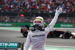 1st place Lewis Hamilton, Mercedes AMG F1 W07