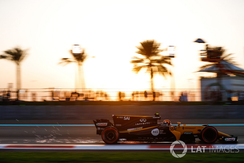 Carlos Sainz Jr., Renault Sport F1 Team RS17