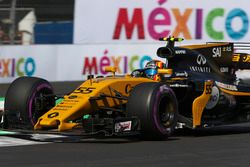 Carlos Sainz Jr., Renault Sport F1 Team RS17