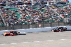 Martin Truex Jr., Furniture Row Racing Toyota, Clint Bowyer, Stewart-Haas Racing Ford