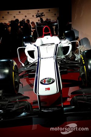 Alfa Romeo Sauber livery onthulling