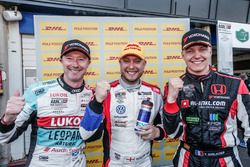 Top3 qualifiche: Pole position per Rob Huff, Sébastien Loeb Racing Volkswagen Golf GTI TCR, Gordon Shedden, Audi Sport Leopard Lukoil Team Audi RS 3 LMS, Yann Ehrlacher, ALL-INKL.COM Münnich Motorsport Honda Civic Type R TCR