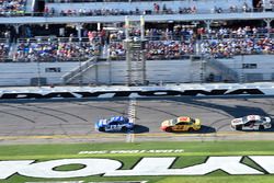 Ricky Stenhouse Jr., Roush Fenway Racing Ford Fusion, Joey Logano, Team Penske Ford Fusion, Kevin Ha