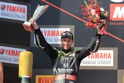 Podio: il secondo clssificato Jonathan Rea, Kawasaki Racing