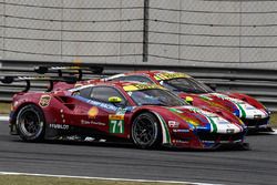 #71 AF Corse Ferrari 488 GTE: Davide Rigon, Sam Bird