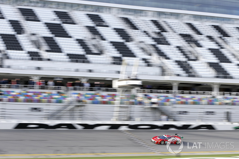 #51 Spirit of Race Ferrari 488 GT3: Paul Dalla Lana, Pedro Lamy, Mathias Lauda, Daniel Serra